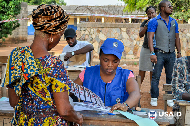 K[i哝̑Ił̓[̗lqi2016Nj