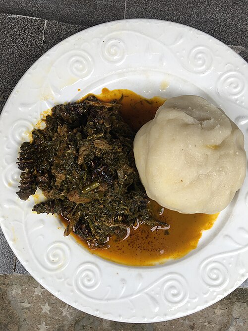 フフとアファン・スープ(ナイジェリア)