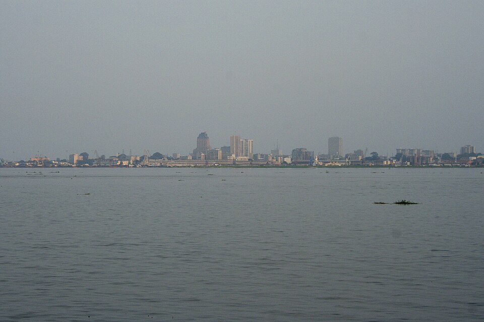 LVŤiFiuUBΊ݁A}{Ήzj